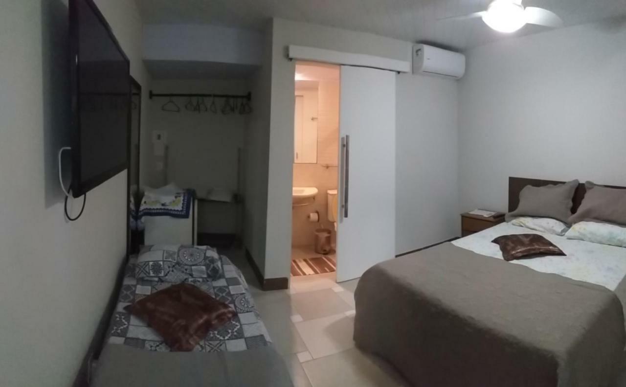 Airport Pousada Cabo Frio Eksteriør billede